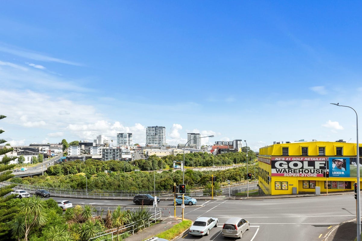 5I/6 Piwakawaka Street, Eden Terrace, Auckland - Carousel 22