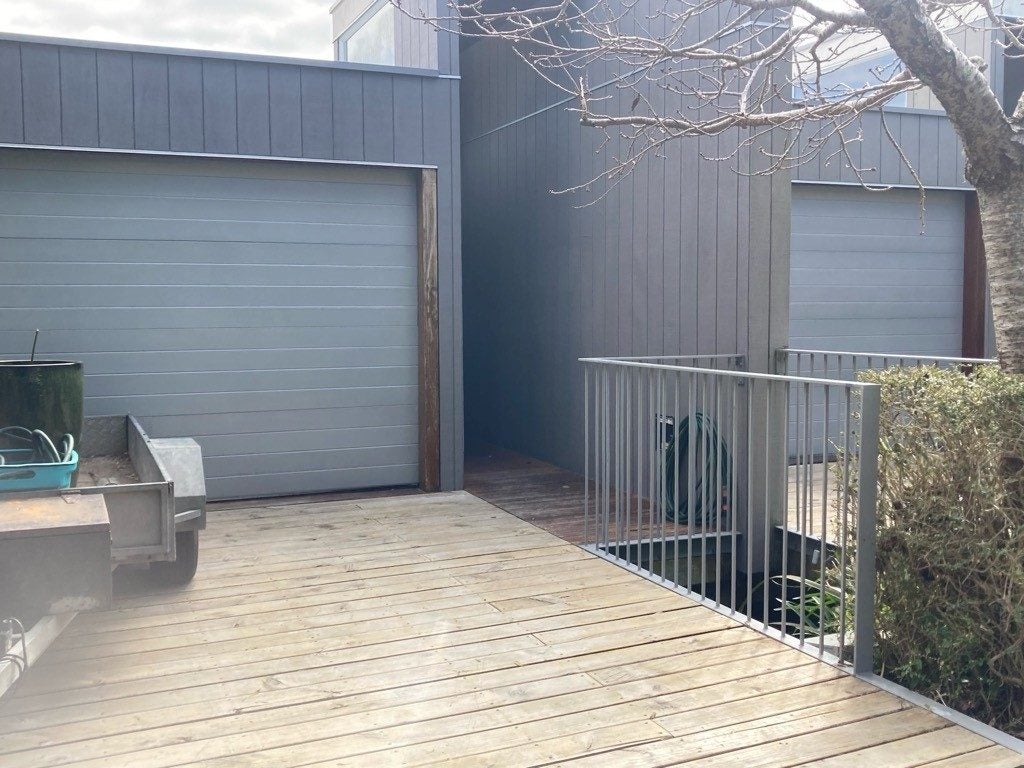 2B Leslie Street, Wadestown, Wellington - Carousel 1
