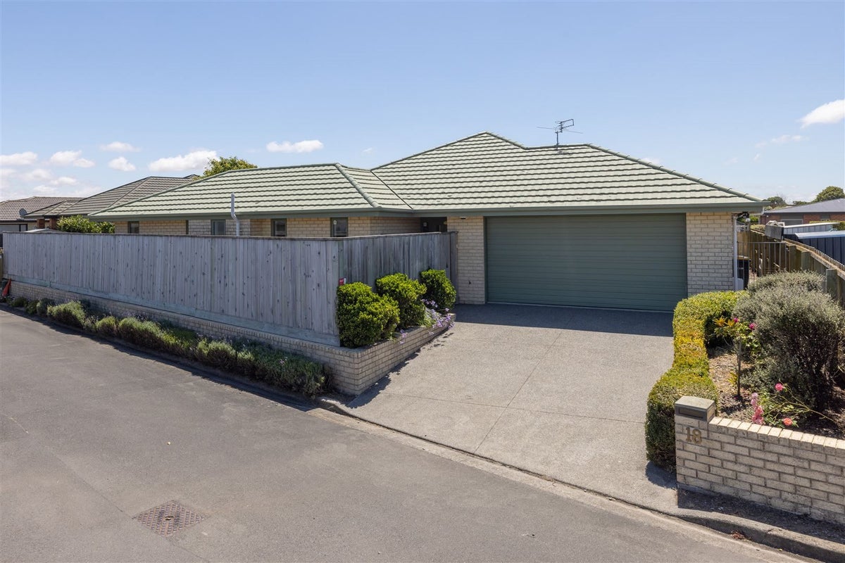 18 Mustang Avenue, Wigram, Christchurch - Carousel 23