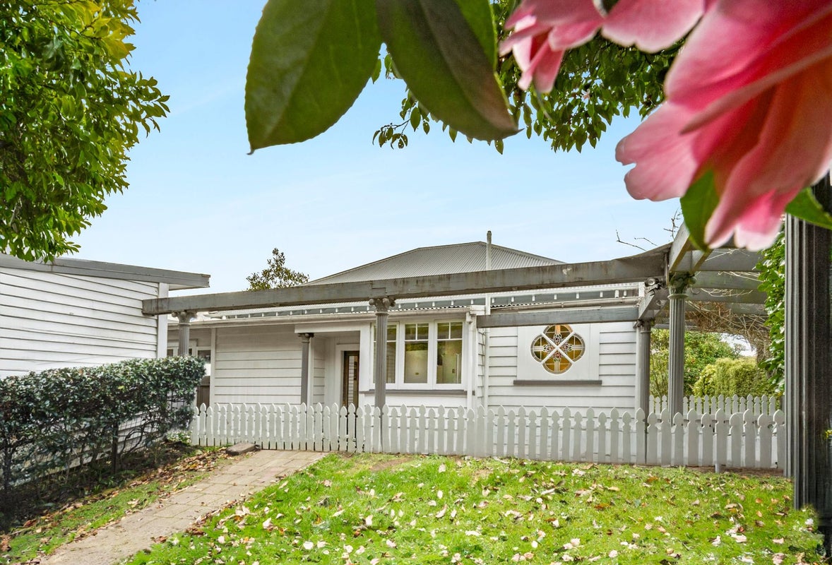 20 High Street, Tirau, Tirau - Carousel 1