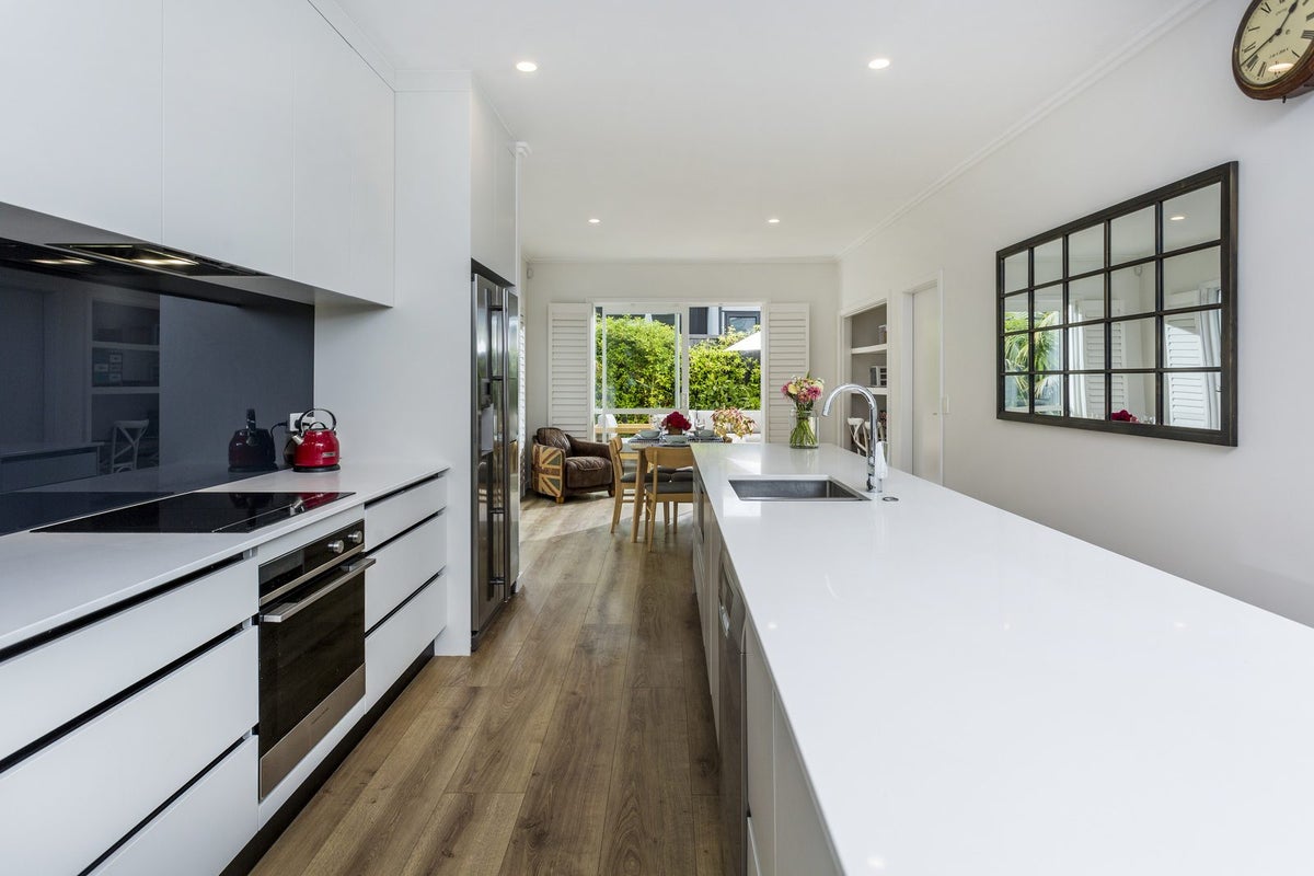32 Mapou Road, Hobsonville, Auckland - Carousel 2