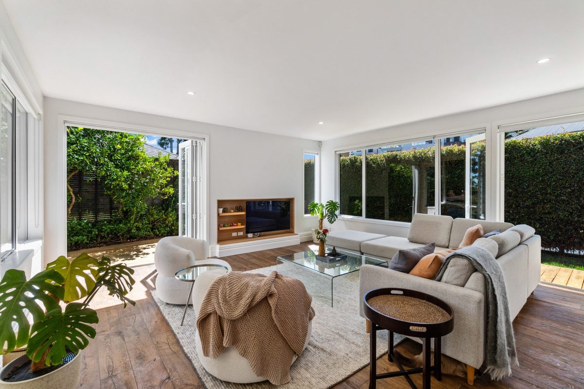 73A Reihana Street, Orakei, Auckland - Carousel 2