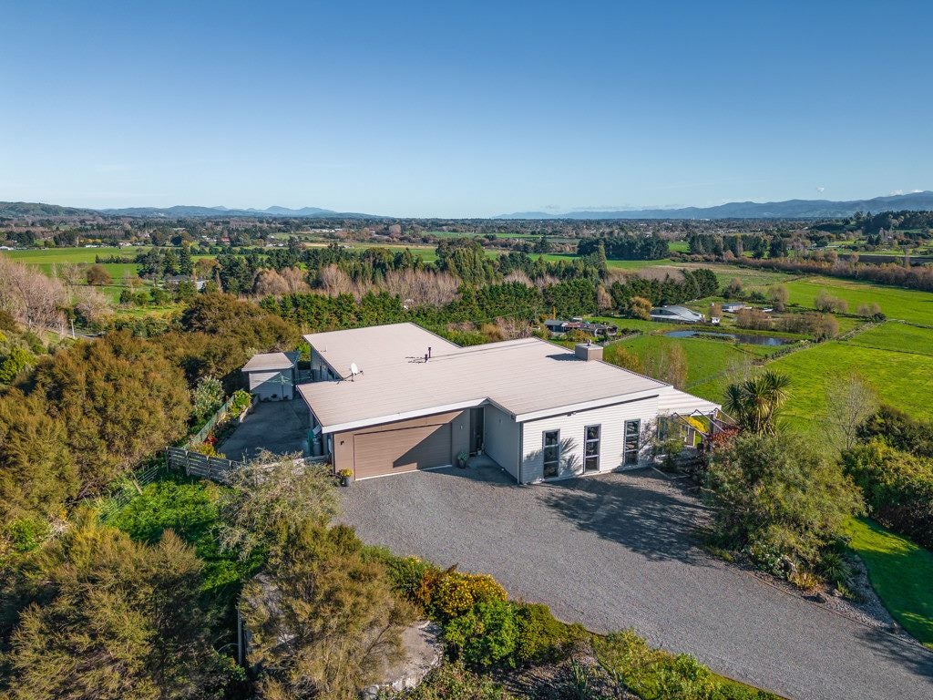 98 Black Rock Road, Te Ore Ore, Masterton - Carousel 1