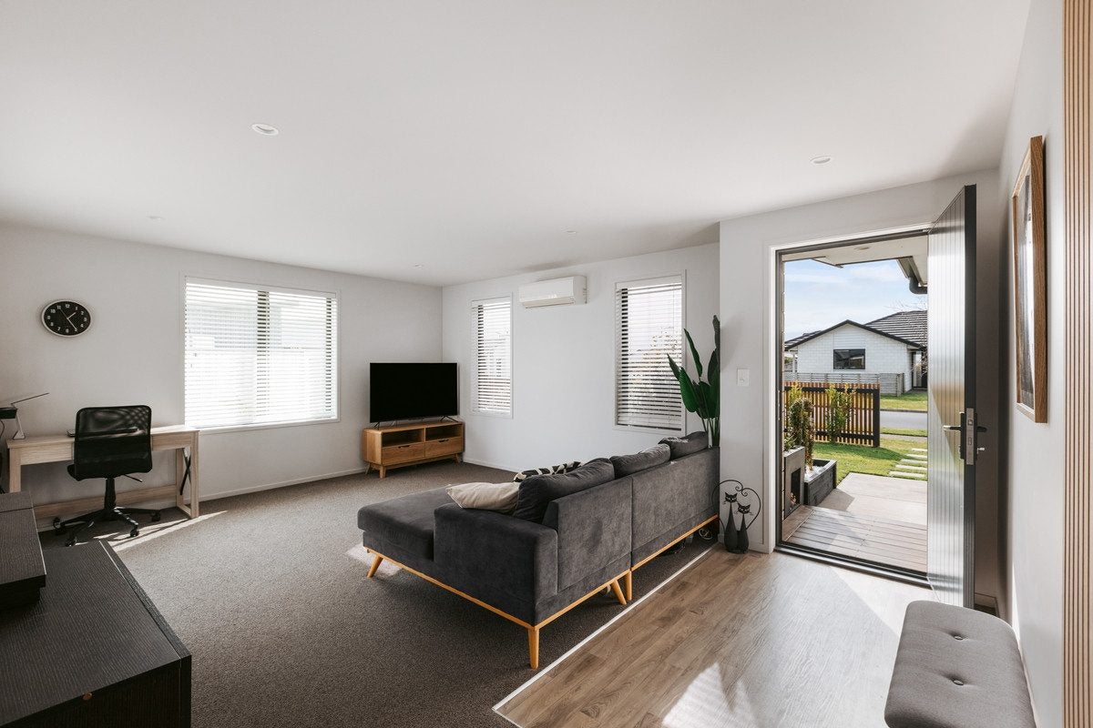 14 Rotomanu Place, Pyes Pa, Tauranga - Carousel 2