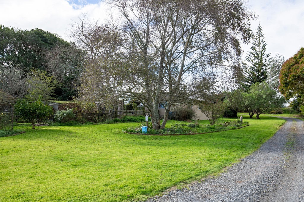 1218 Great South Road, Runciman, Drury - Carousel 1