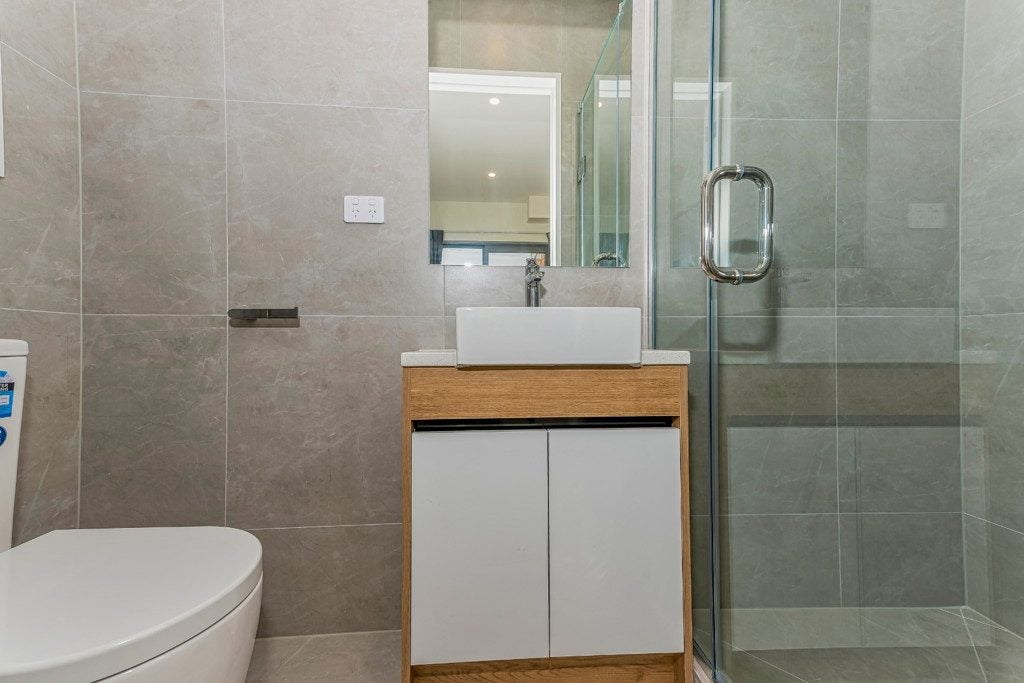 31 Statesman Street, Henderson, Auckland - Carousel 11