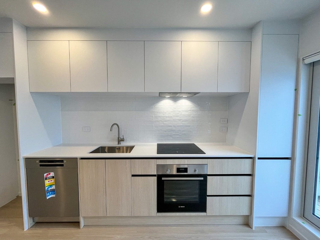13/9 Aeroview Drive, Beach Haven, Auckland - Carousel 2