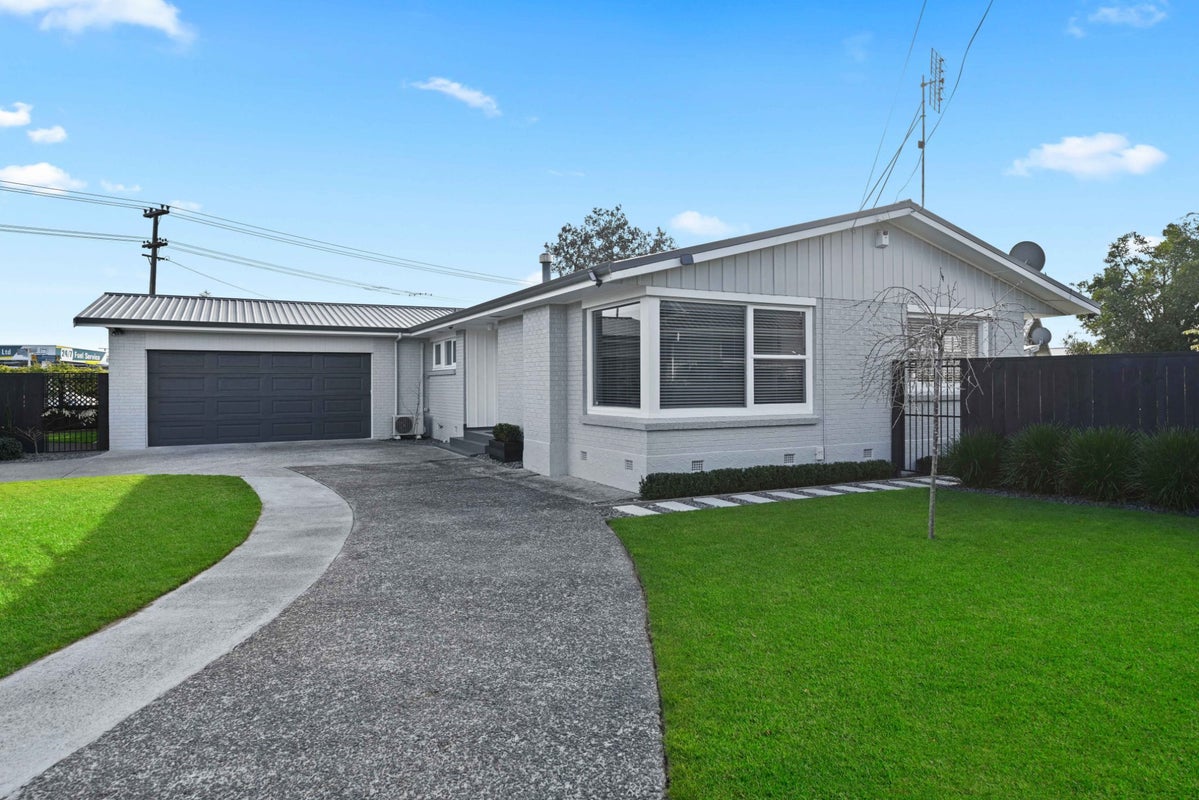 37 Braid Road, St Andrews, Hamilton - Carousel 2