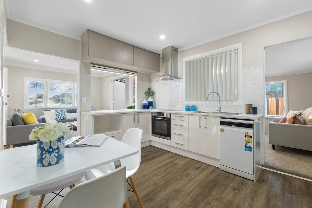1/12 Lupton Road, Manurewa, Auckland - Carousel 2
