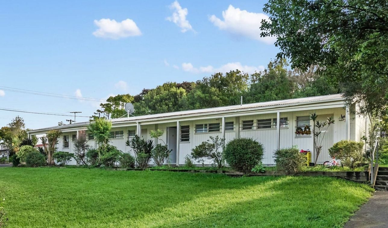 316 Blockhouse Bay Road, Avondale, Auckland - Carousel 1