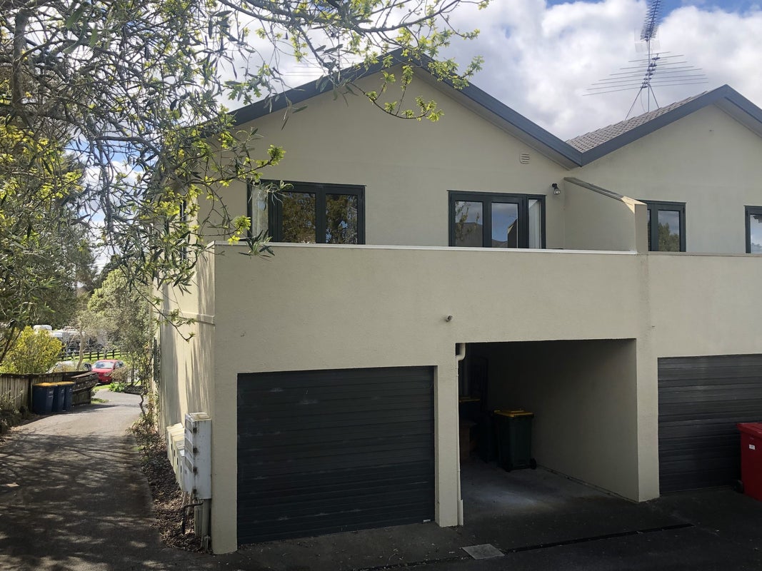 14/3 Orwell Road, Greenhithe, Auckland - Carousel 1