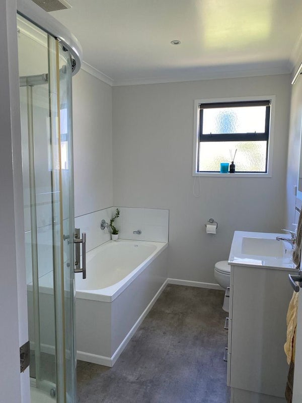 10A Abbey Way, Whitby, Porirua - Carousel 13