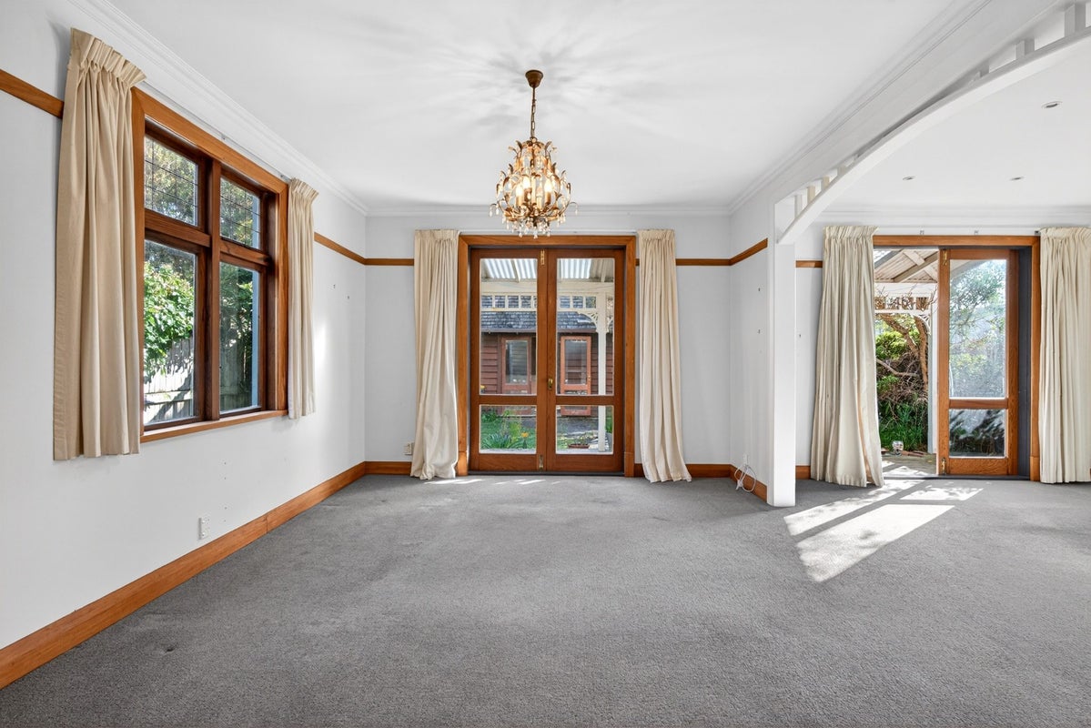 44 Oroua Street, Eastbourne, Lower Hutt - Carousel 2