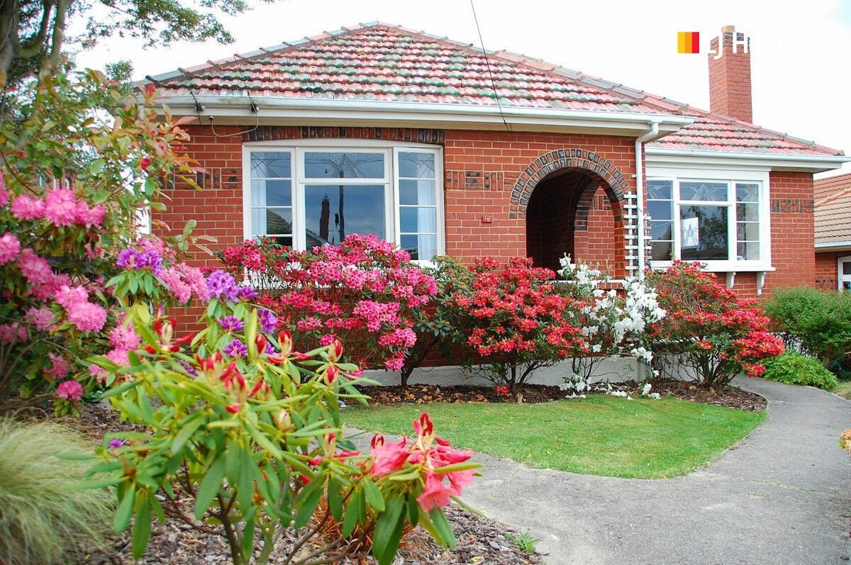 16 Kirriemuir Street, Maryhill, Dunedin - Carousel 1