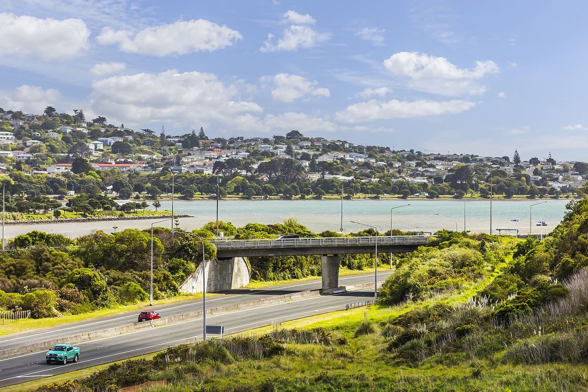 11 Wairau Lane, Aotea, Porirua - Carousel 16