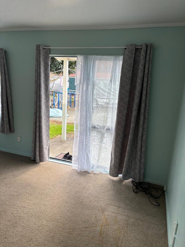11 Reagan Road, Manukau, Auckland - Carousel 15
