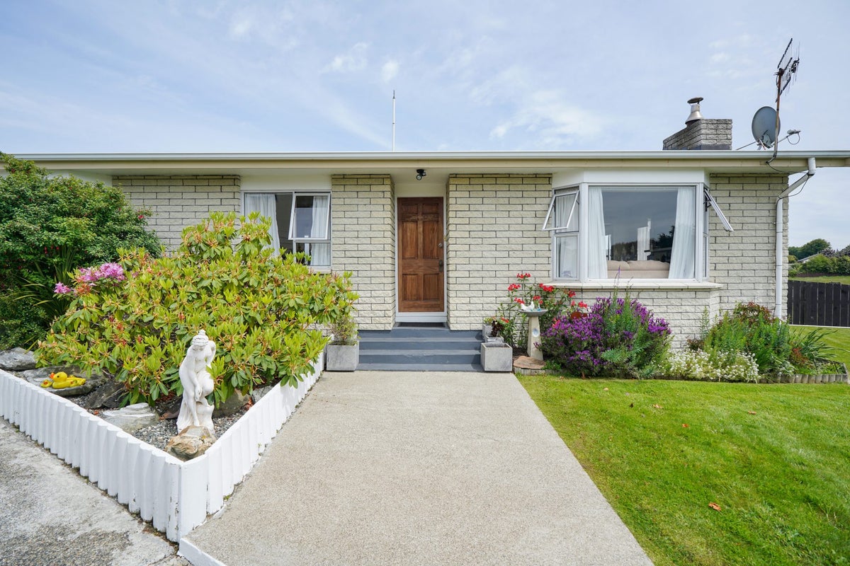 167 John Street, Heidelberg, Invercargill - Carousel 26