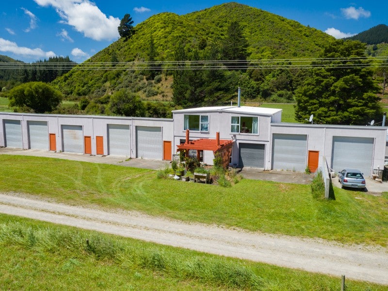 166 Lindens Road, Blenheim - Carousel 2