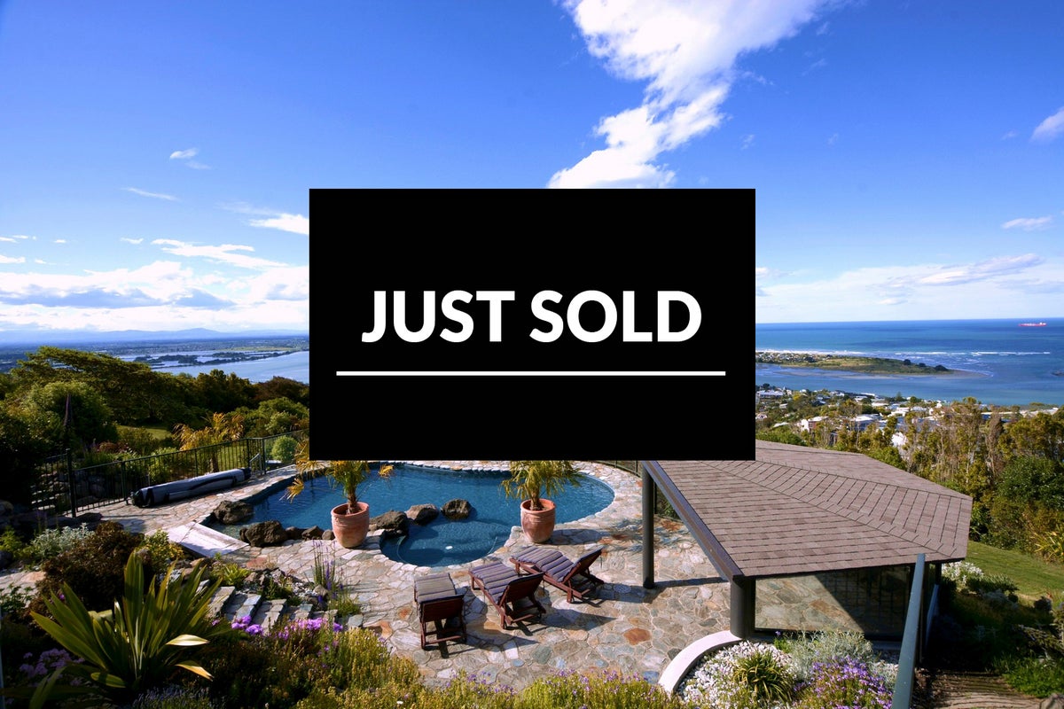 199 Glenstrae Road, Redcliffs, Christchurch - Carousel 1