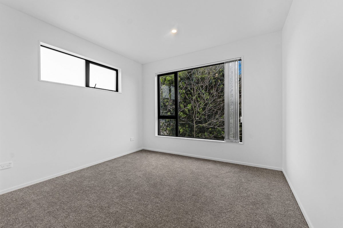 22D Justamere Place, Weymouth, Auckland - Carousel 9