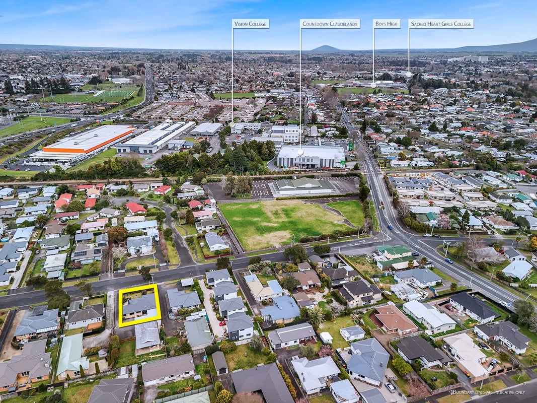 73 East Street, Enderley, Hamilton, Waikato - Carousel 19