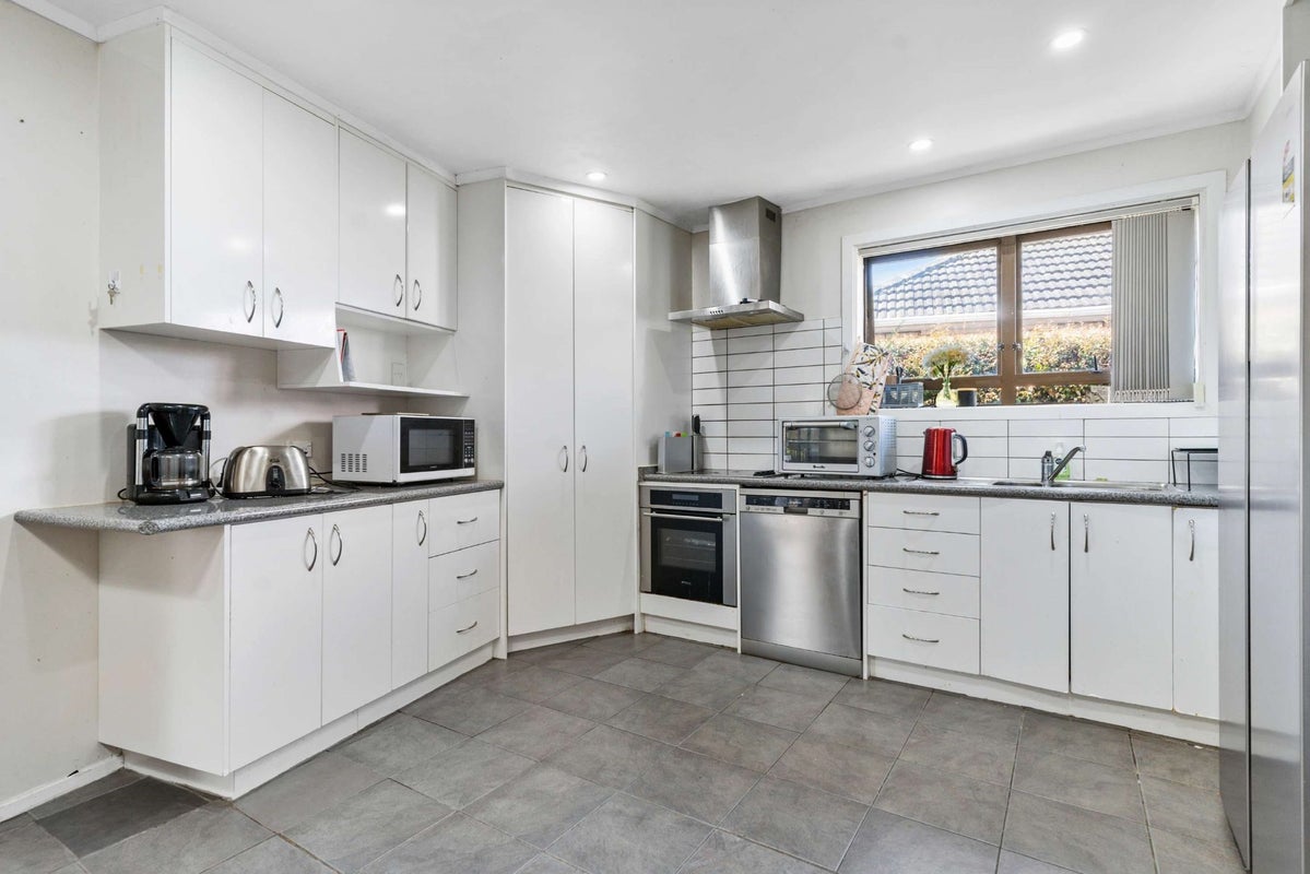 39 McAnnalley Street, Manurewa East, Auckland - Carousel 9
