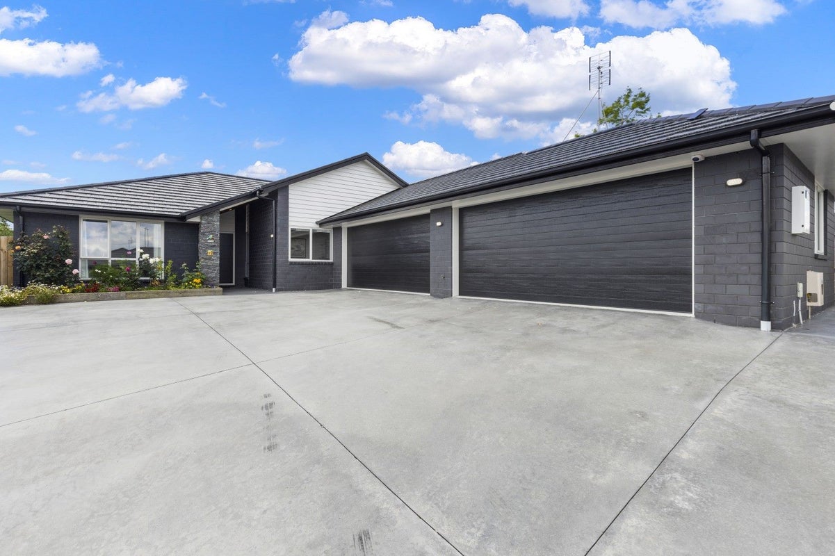 86 Cumberland Drive, Flagstaff, Hamilton - Carousel 1
