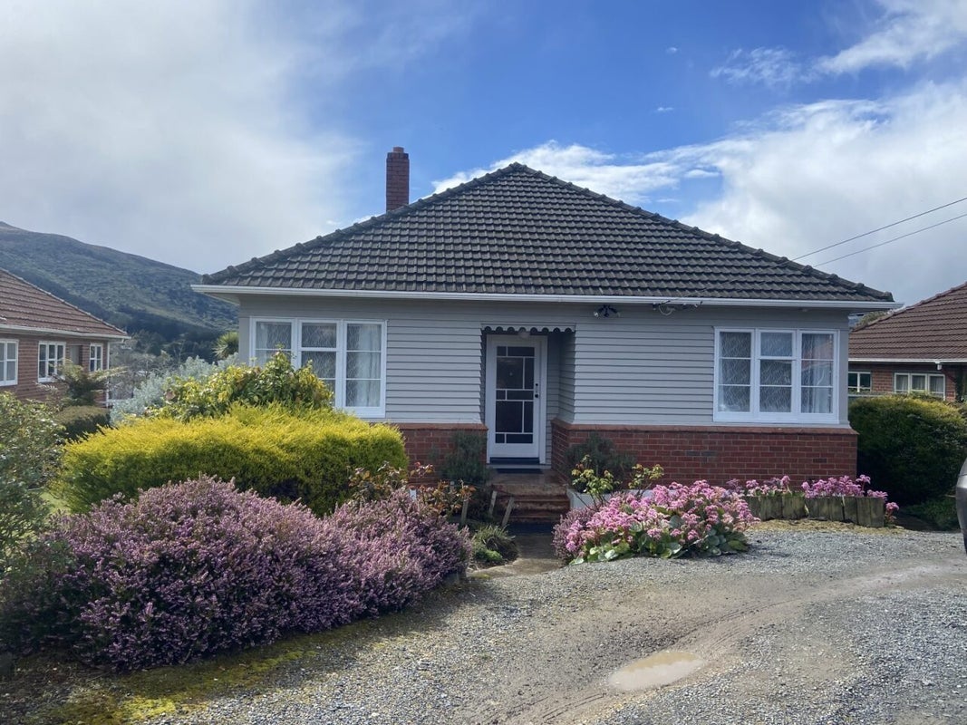 27 Forresbank Avenue, Wakari, Dunedin - Carousel 2