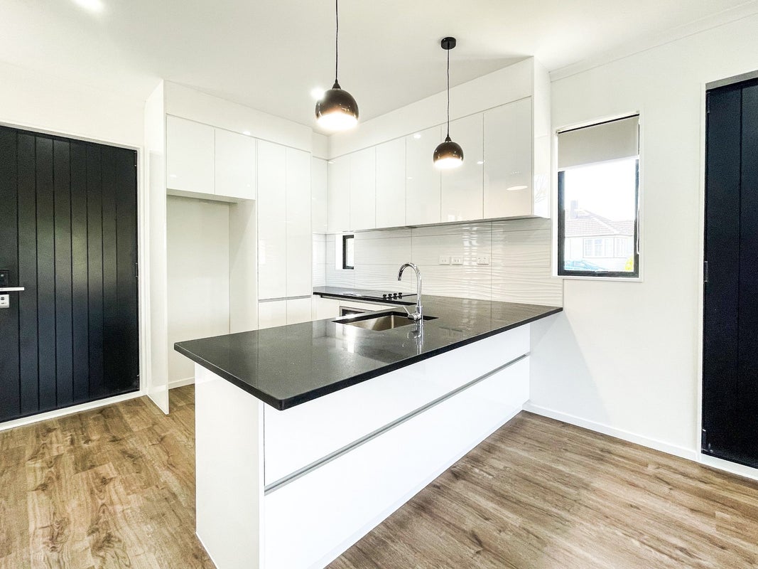 15B Parkinson Avenue, Wesley, Auckland - Carousel 2