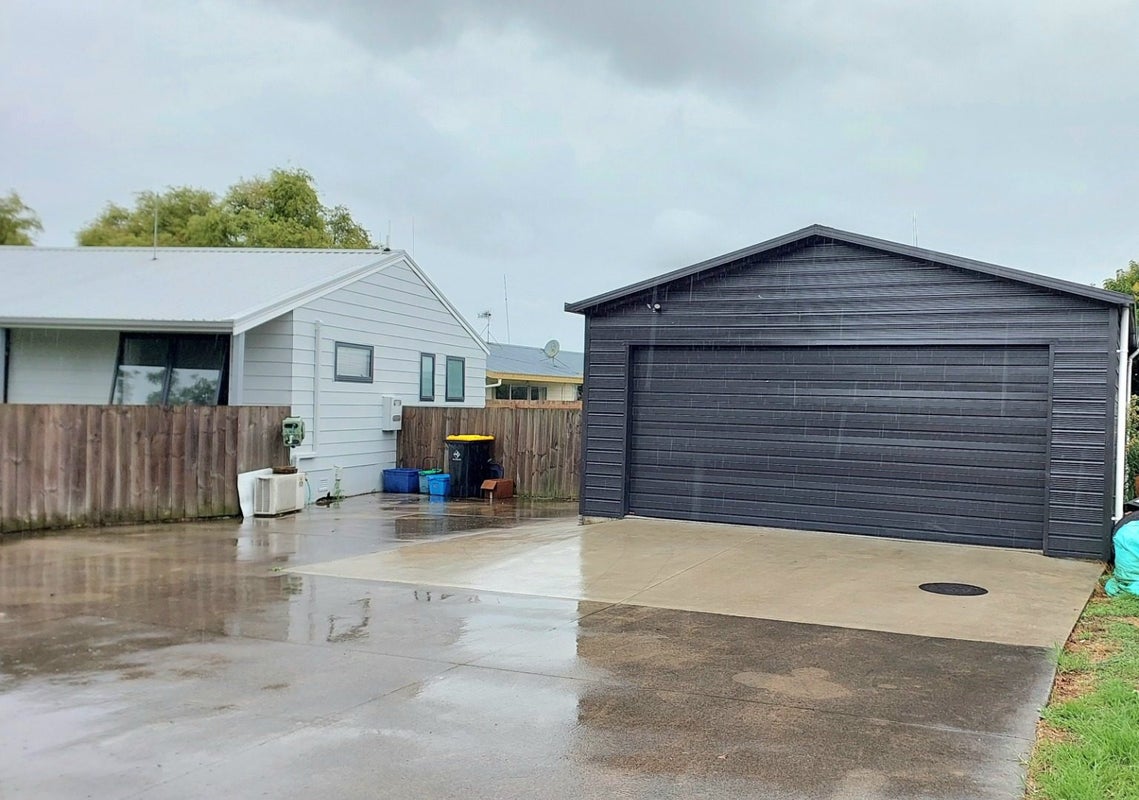 196 Windermere Drive, Poike, Tauranga - Carousel 1