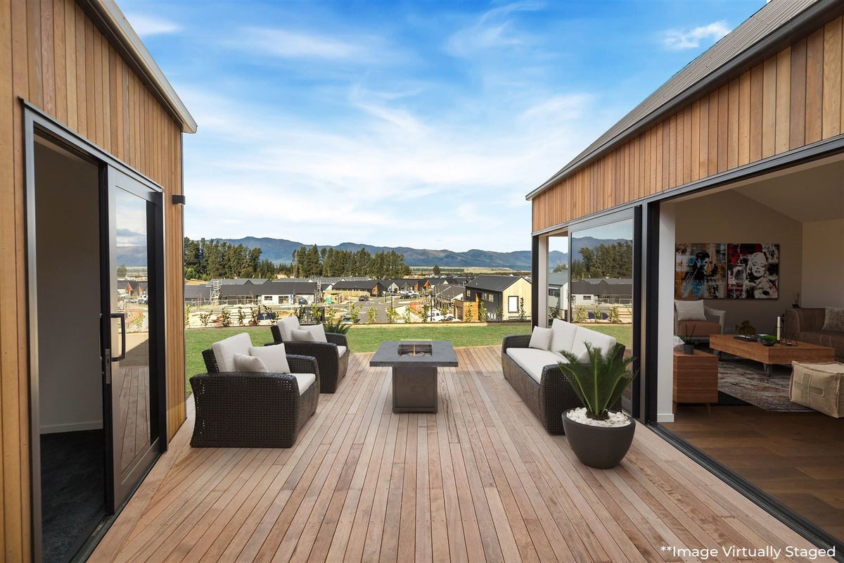16 BONSPIEL ROAD , Wanaka  - Carousel 2