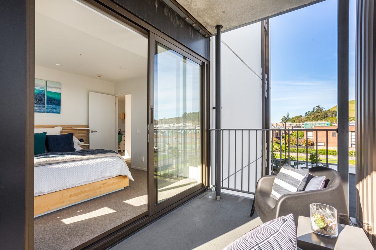201/4 Bluegrey Avenue, Stonefields, Auckland - Carousel 2