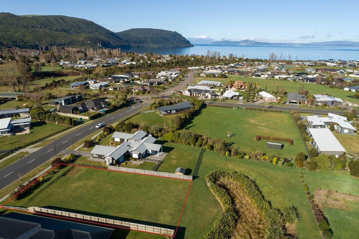 54 Oakdale Drive, Kinloch, Taupo - Carousel 2