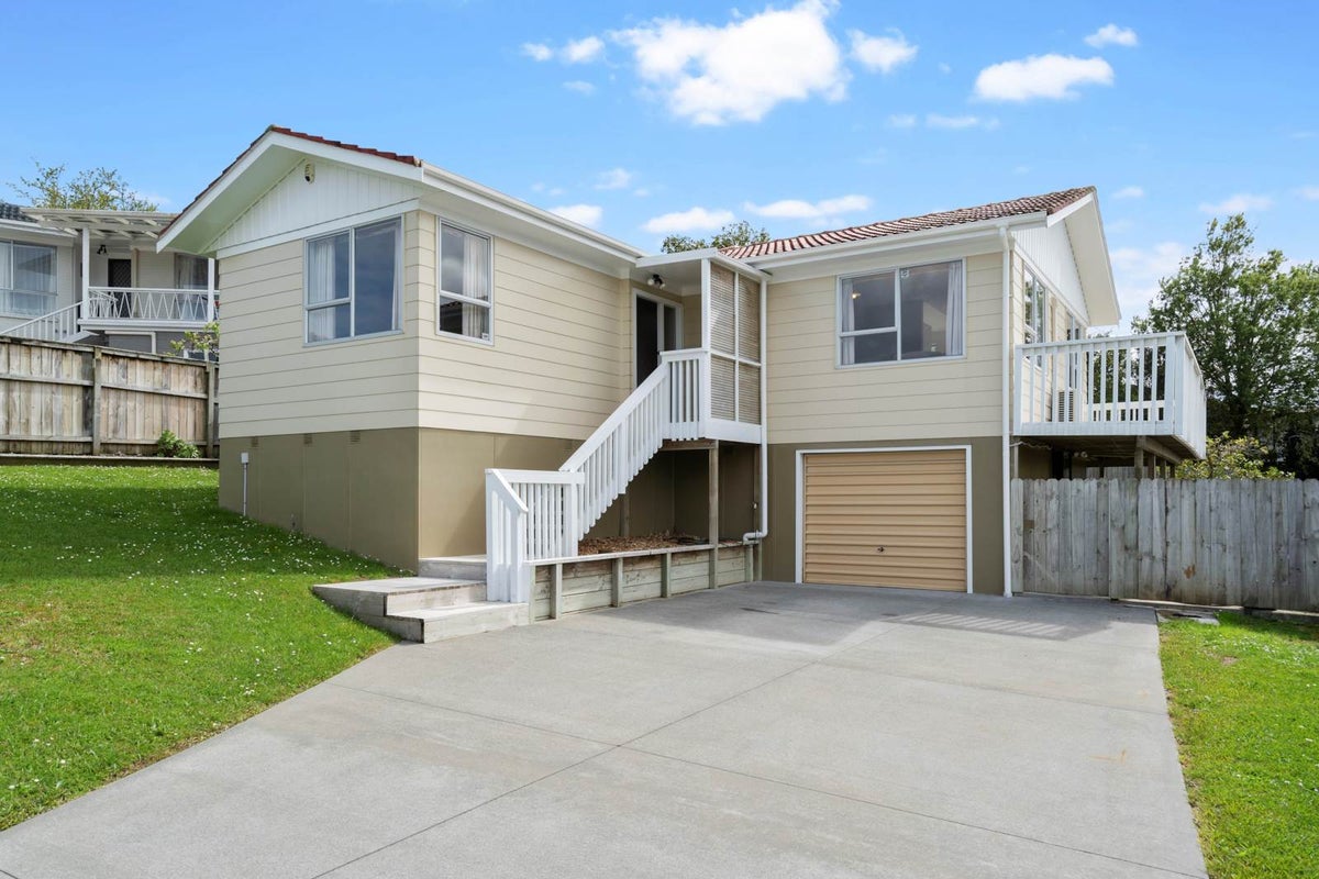 28 Keegan Drive, Massey, Auckland - Carousel 2