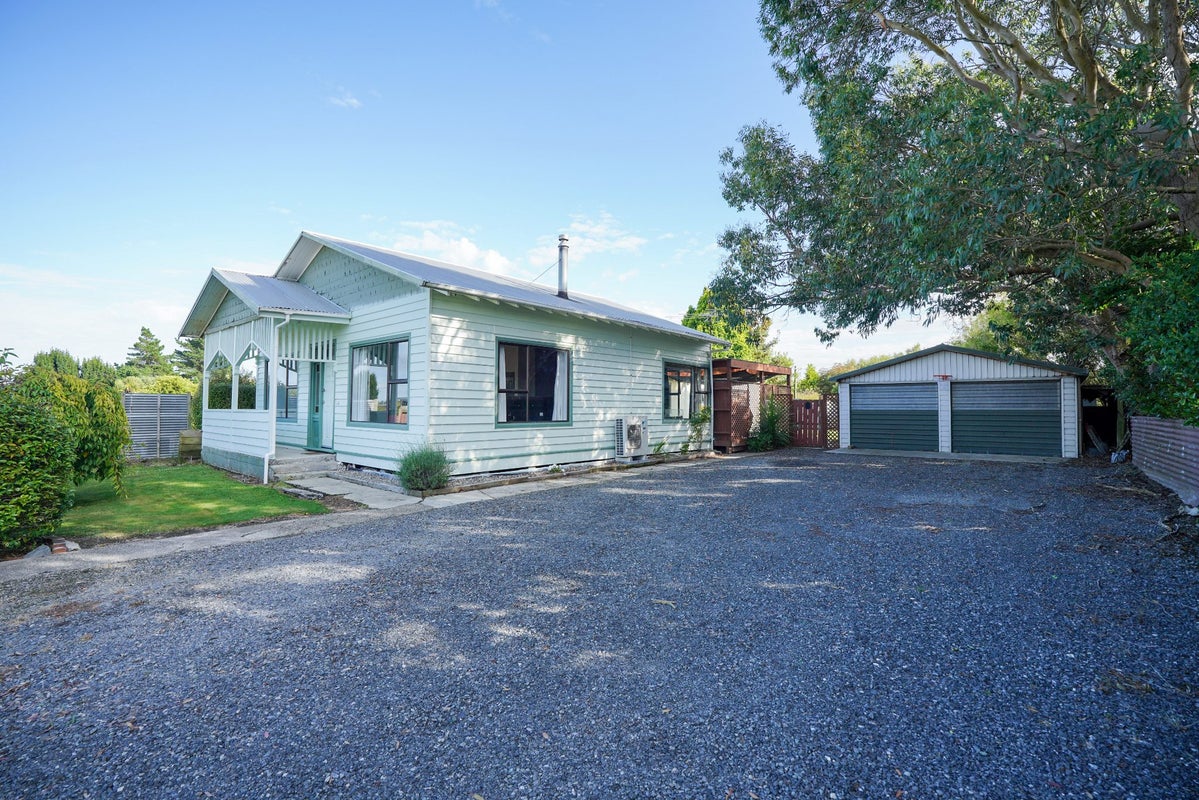 124 Moulson Street, Strathern, Invercargill - Carousel 1