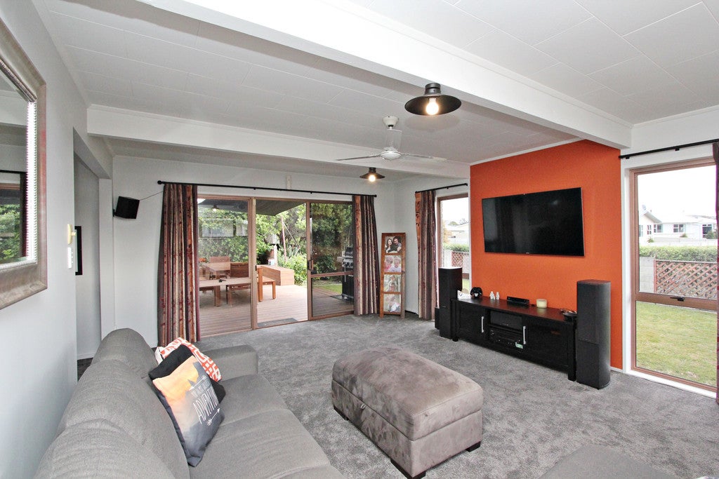 29 Freyberg Avenue, Tamatea, Napier - Carousel 2