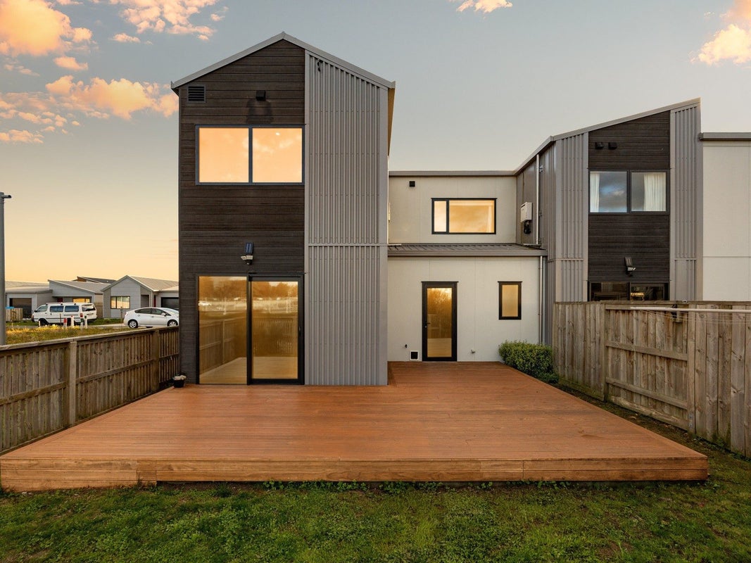 9 Gecko Lane, Hamilton Lake, Hamilton - Carousel 3