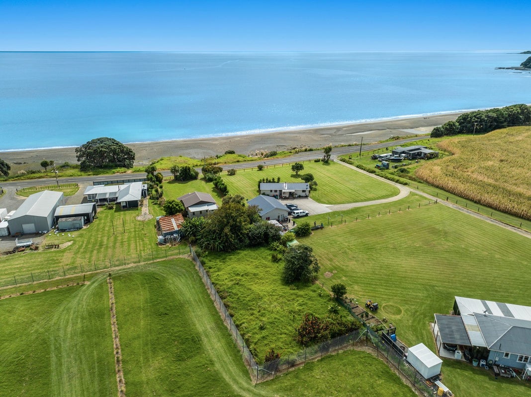 6944 State Highway 35, Te Kaha, Te Kaha - Carousel 2