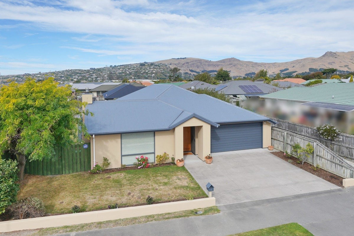 1/6 Delta Way, Woolston, Christchurch - Carousel 1