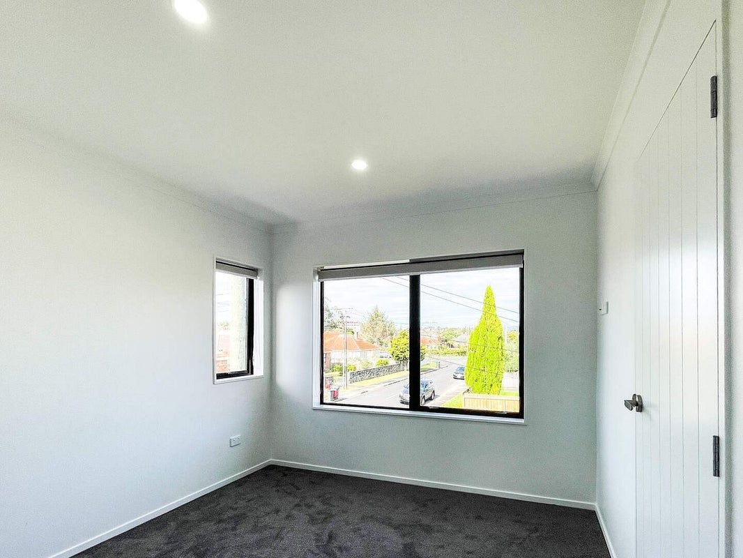 15A Parkinson Avenue, Wesley, Auckland - Carousel 11