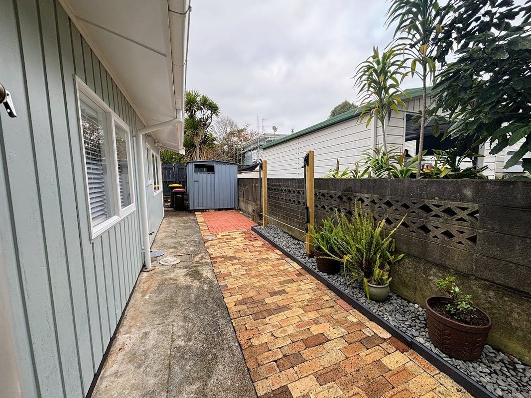 3/15 Mcintyre Road, Mangere Bridge, Auckland - Carousel 11