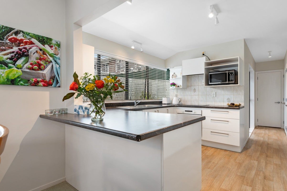 28 Mark Place, Lynmore, Rotorua - Carousel 2