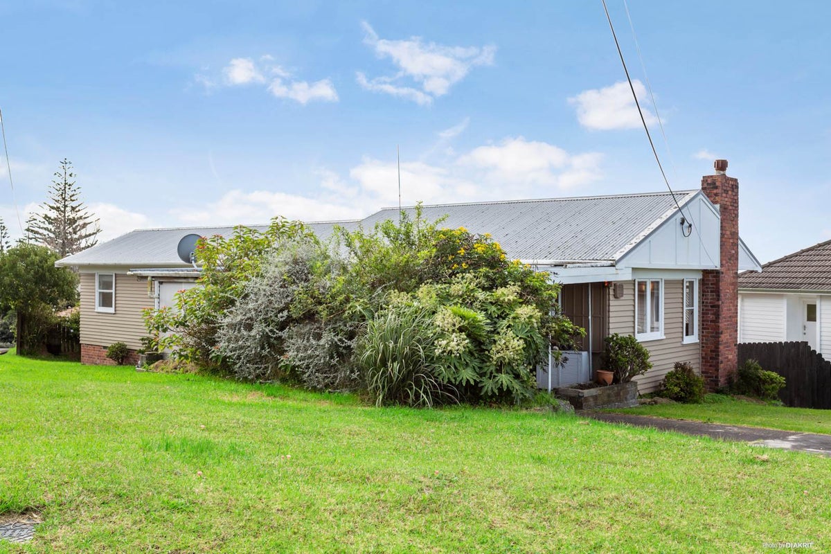 1/50 Verran Road, Birkdale, Auckland - Carousel 1
