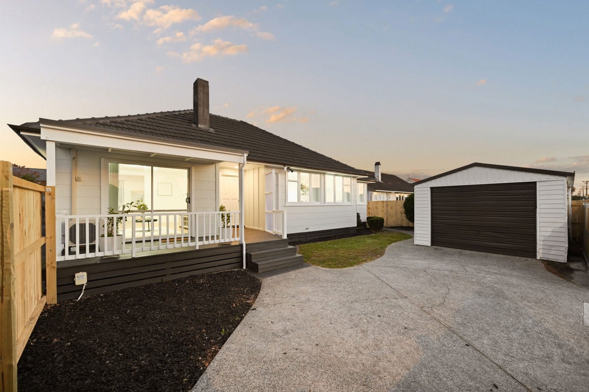 19 Grandview Road, Nawton, Hamilton - Carousel 1