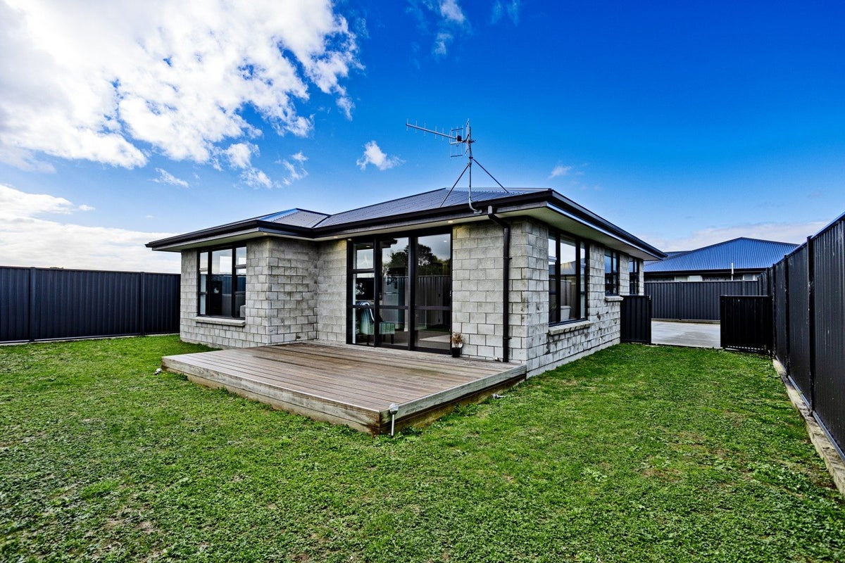 10B Bainfield Road, Waikiwi, Invercargill - Carousel 2