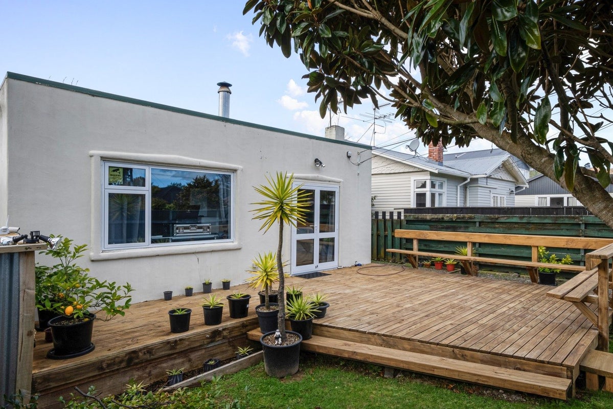 25 Beth Street, Trentham, Upper Hutt - Carousel 2