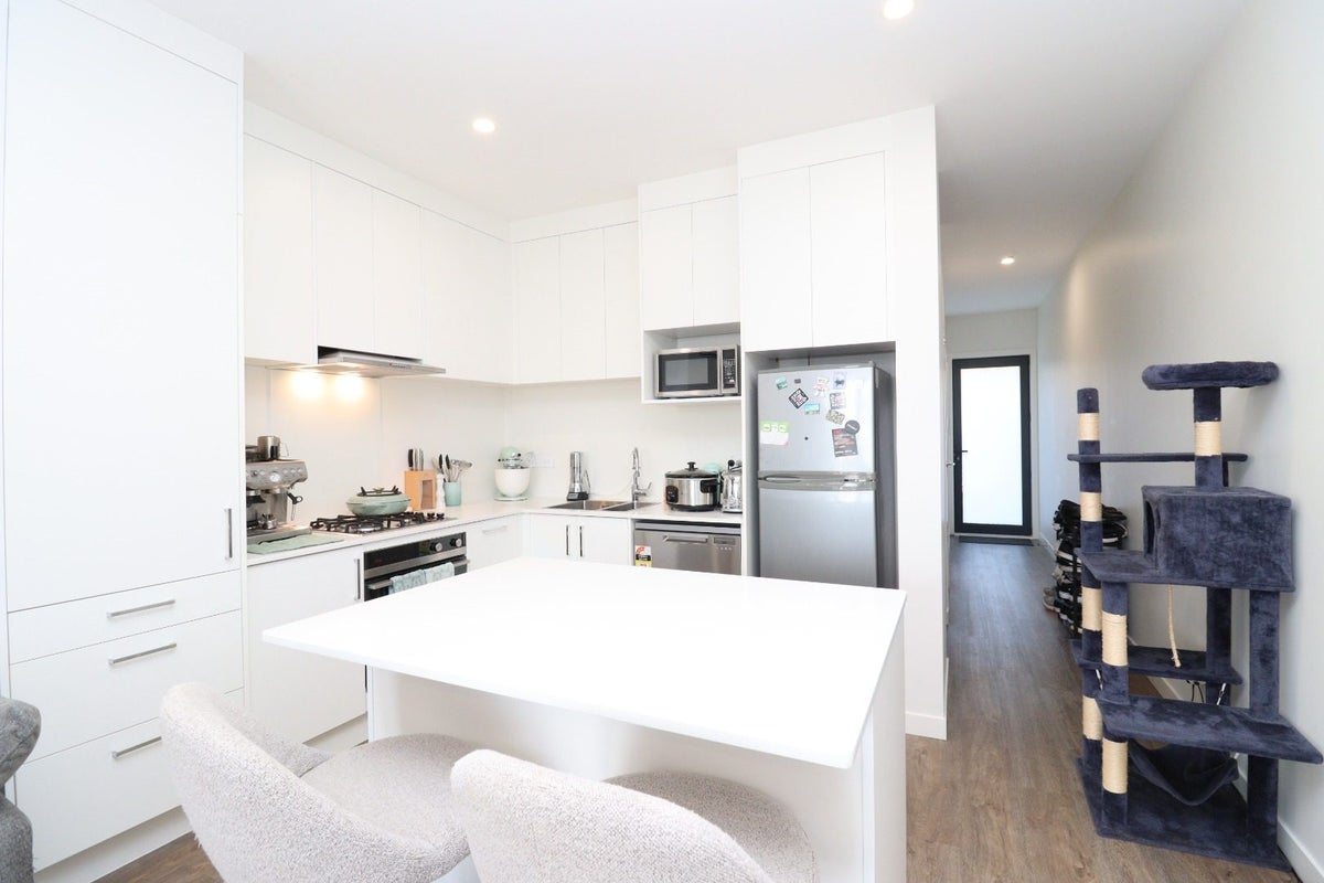 34 Salvia Lane, Totara Park, Auckland - Carousel 2