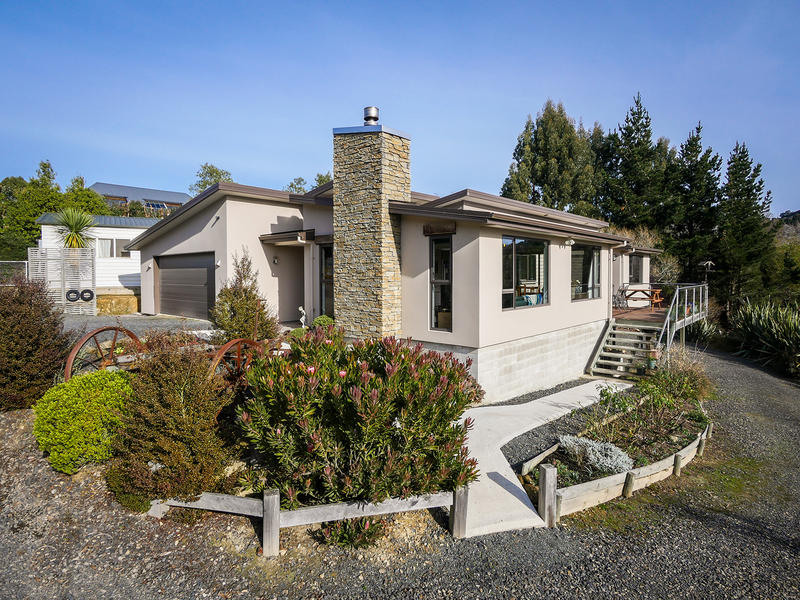 13 Sproull Drive, Scroggs Hill, Dunedin - Carousel 1