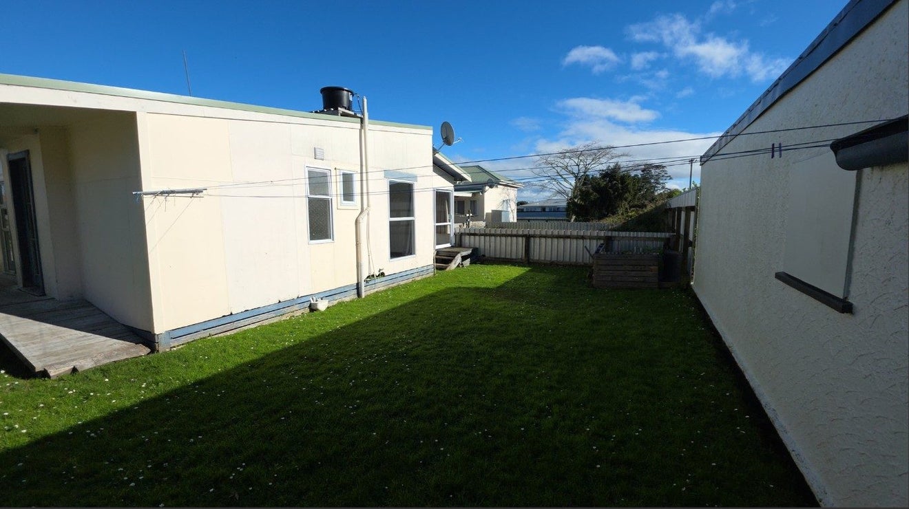 1/21 Winter Street, Mangapapa, Gisborne - Carousel 6