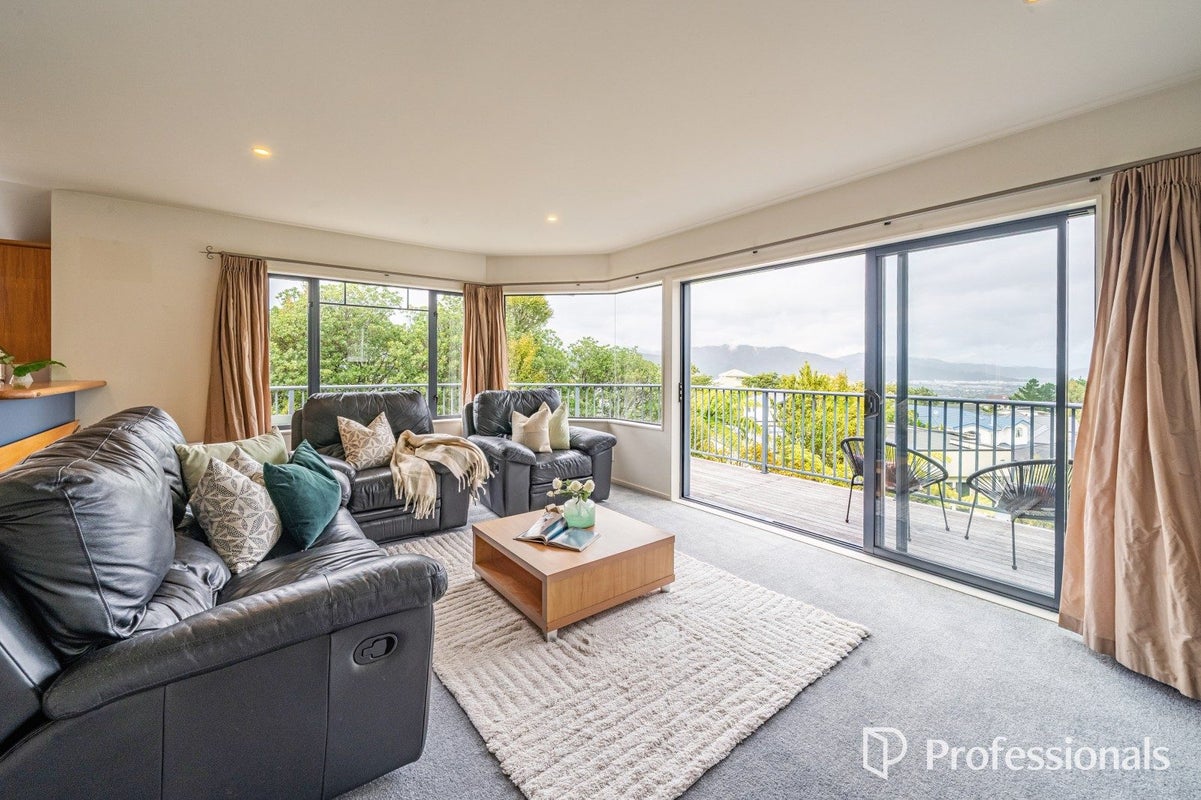 75 Redvers Drive, Belmont, Lower Hutt - Carousel 2